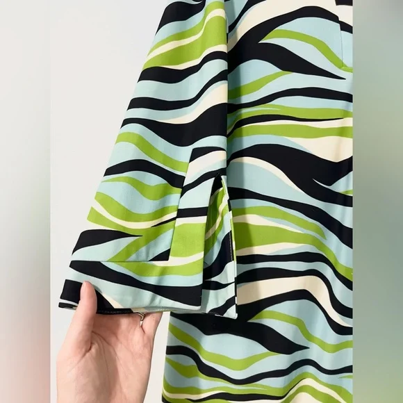 Jude Connally Megan Dress Jude Cloth in Blue and Green Wave - Picture 4 of 7